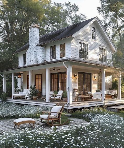 Elegant Farmhouse Decor, Wraparound Porch, Rustic Farmhouse Living Room, Farmhouse Style House Plans, Casa Exterior, Tiny House Movement, Decoration Inspiration, Farmhouse Style House, Dream House Exterior