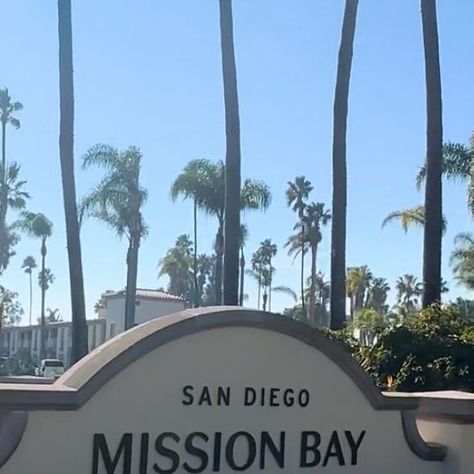 EVERYDAY CALIFORNIA ® on Instagram: "GIVEAWAY - Start the new year off with a mini vacation in sunny San Diego ☀️ We are partnering with @sdmissionbayresort to give one lucky winner the gift of relaxation and excitement just footsteps from the water! 🌊 This includes a 1 night stay on the bay 🏝️ at @sdmissionbayresort, $100 food & beverage credit to use at any restaurant on property 🌮 at @sdmissionbayresort, and Sea Cave Kayaking Tour for 2 in La Jolla Shores 🪸 with @everydaycalifornia   To enter:  Like this post Be following @sdmissionbayresort and @everydaycalifornia Tag the 3 friends in the comments For bonus entries: Repost on your story! Details:  The winner will be chosen on January 29th, 2024, and will be DM’d from @EverydayCalifornia. A message from any other account is not vali Sesame Place San Diego, One Paseo San Diego, Sunny Jim Cave La Jolla, San Diego Mission, La Jolla San Diego, Seaworld San Diego, La Jolla Shores, Sea Cave, Mission Bay