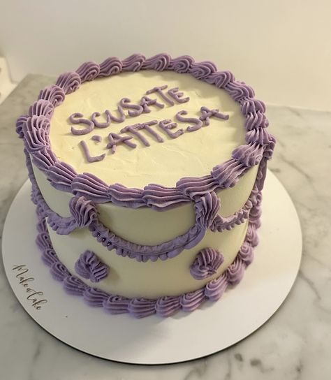 Purple Vintage Cake, Lambeth Cake, Purple Vintage, Vintage Cake, Cake Art, Cake Decorating, Birthday Cake, Cake, Purple