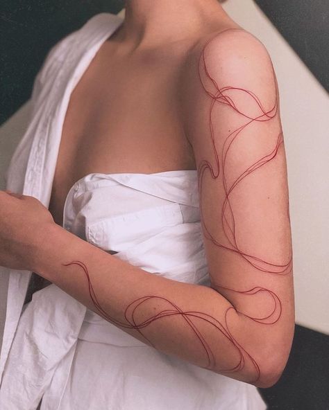 Red Tattoos Ideas, Line Tattoo Arm, Red Tattoo Ideas, Tattoo Sleeve Filler, Red Tattoo, Muster Tattoos, Red Ink Tattoos, Geniale Tattoos, Red Tattoos