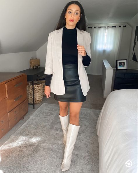 Skirt With Knee High Boots Fall Outfits, Cream Knee Boots Outfit, High Boots Leather Skirt, Cream Leather Skirt Outfit, Knee High Boots Outfit Work, Cream Knee High Boots Outfit, Blazer Fall Outfits, Leather Knee High Boots Outfit, White Knee High Boots Outfit