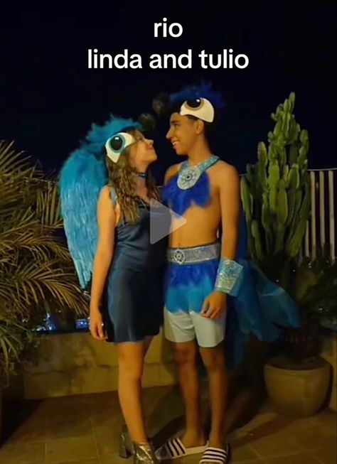 Aesthetic Halloween Costumes, Costumes 2023, Cute Couples Costumes, Cute Group Halloween Costumes, Matching Halloween Costumes, Halloween Coustumes, Hot Halloween Outfits, Clever Halloween Costumes, Pretty Halloween Costumes