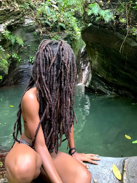 Girl with long locs looking at a river pool Long Natural Locs Black Women, Loc Photoshoot Ideas, Locs Black Women Natural Hair, Locs Hairstyles Long, Loc Aesthetic, Afro Dreads, Women With Locs, Natural Locs, Long Locs