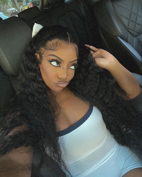 All Posts • Instagram Dearra Hairstyles, Dearra Taylor, Face Beat Makeup, Black Hair Updo Hairstyles, Denim Street Style, Black Ponytail Hairstyles, Makeup For Black Skin, Kylie Jenner Style, Hair Laid