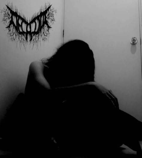 Dsbm Aesthetic, Black Metal Pfp, Sasha Core, Metal Pfp, Playlist Icons, Angel Core, Black Metal Art, Music Band, Music Bands