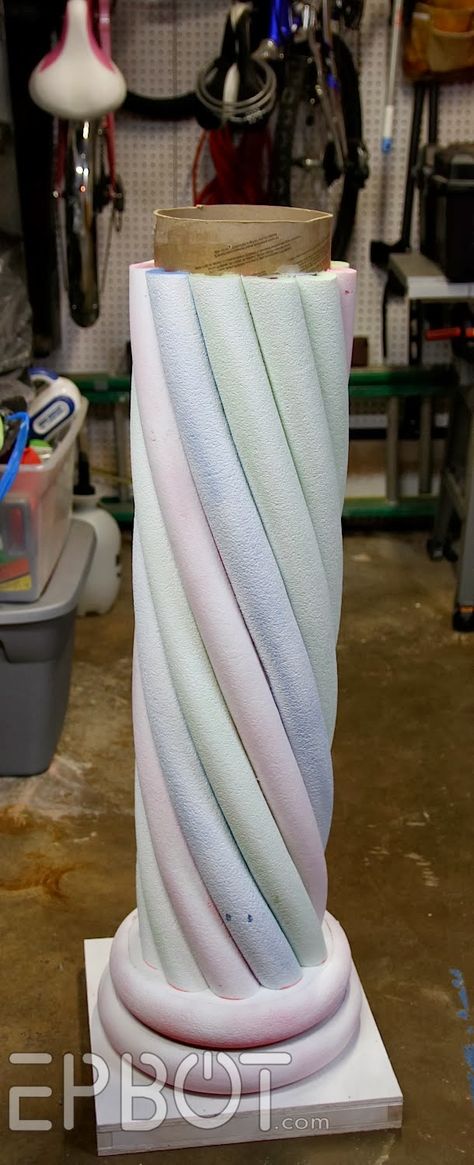 EPBOT: Make Your Own "Stone" Decorative Column... With Pool Noodles!  WHAT !!! Noodles Ideas, Pool Noodle Crafts, Decorative Columns, Diy Pool, Party Candy, Pool Noodles, Christmas Outdoor, Stage Set, Tree Diy