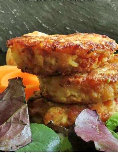 Catfish Cakes, Catfish Patties, Catfish Cake, Catfish Couvillion Recipe, Catfish Cakes Recipe, Catfish Nugget Recipes, Stuffed Catfish Recipes, Catfish Recipes, Fried Catfish