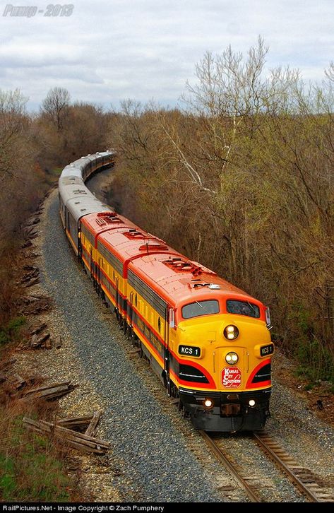 Big Wigs, Train Photo, Train Posters, Scenic Railroads, Railroad Pictures, Southern Railways, Luxury Train, Railroad Photography, Railroad Photos