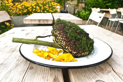 Apteka’s Roasted Sunflower: Summer's Most Interesting (and Instagramable) Dish? | Pittsburgh Magazine Roasted Sunflower Head, Sunflower Heads, Types Of Sunflowers, Smoked Chili, Sunflower Head, Meat Alternatives, Ears Of Corn, Chili Oil, Vegan Restaurants