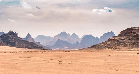 Desert Mountains Landscapes, Desert Landscape Photography, Desert Background, Desert Aesthetic, Desert Land, Mountain Background, Desert Environment, Desert Photography, Photoshop Styles