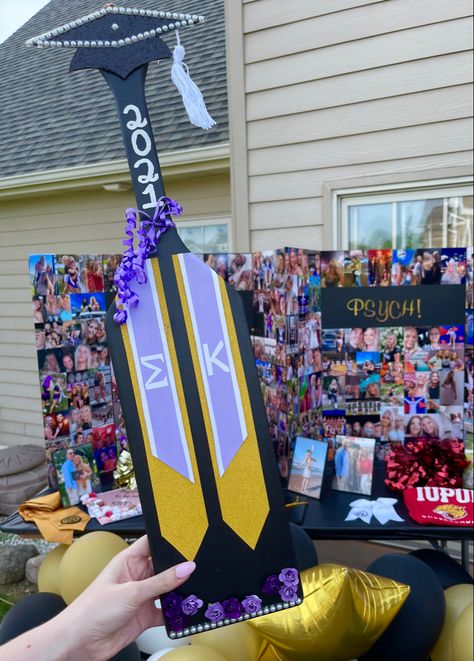 Senior Sorority Paddles, Sorority Graduation Paddle, Paddle Ideas Sorority Graduation, Graduation Paddle Sorority, Graduation Paddle, Senior Week Ideas, Sorority Paddles Ideas, Paddle Inspiration Sorority, Phi Beta Sigma Paddle