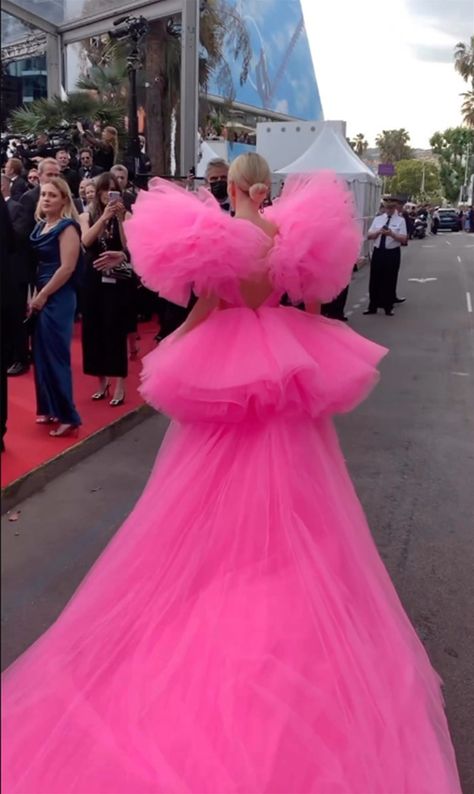 Barbie Pink Tulle Dress Barbiecore Dress, Pink Celebrity, Barbie Pink Dress, Celebrity Style Dresses, Barbie Aesthetic, Barbie Dresses, Pink Barbie, Barbie Movie, Barbie Dress