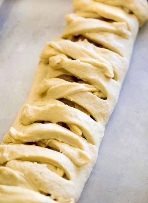 Apple Strudel Recipe, Apple Danish, Strudel Recipes, Apple Strudel, Baking Treats, Danish Pastry, Best Bread Recipe, Best Bread, Breakfast Pastries