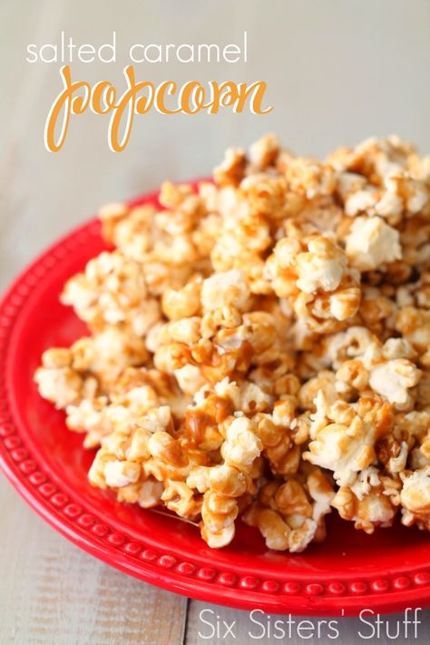 Popcorn Halloween, Sweet And Salty Popcorn, Carmel Popcorn, Popcorn Popping, Popcorn Recipes Caramel, Christmas Popcorn, Salty Popcorn, Salted Caramel Popcorn, Popcorn Treats