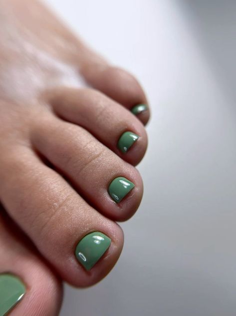 Discover our top 25 summer pedicure ideas for 2024, featuring the latest in toenail colors and designs. From simple and cute milky French manicures to elegant gel toe nails with dazzling bling, explore a variety of designs perfect for beach nails and everyday chic. Dive into fun color patterns, classy and pretty designs with bright, neutral, and trendy options that bring out the best in your toes. Get inspired by world styles, nail art, and the vibrant, stylish reds and pinks that dominate this Toenail Colors, Toenail Designs, Summer Pedicure, French Manicures, Pedicure Ideas, Gel Toe Nails, Toe Nail Color, Gel Toes, One Color Nails