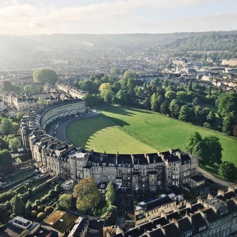 The perfect arc of Bath's famous Royal Crescent is captured from a hot air balloon here by @andywelsher 😮🎈 Royal Crescent, Bath Somerset, Bath England, Visiting England, England And Scotland, English Countryside, England Travel, Wales England, Pretty Places