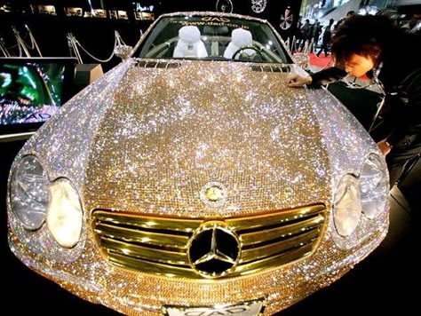 Prince Al-Waleed of Saudi Arabia commissioned a car covered in diamond Swarovski crystals for $48 million dollars. Kereta Sport, Most Expensive Car, Fancy Cars, Rat Rods, Expensive Cars, Koenigsegg, My Dream Car, Car Car