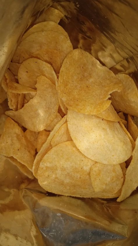 Chips Snap, Potato Crackers, Gas Station Food, Eating Food Funny, Snack Craving, Yummy Ice Cream, Vegetarian Snacks Recipes, Vegetarian Snacks, Snap Food