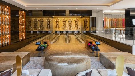 America's Most Expensive Home Tour - Happy Haute Home Home Bowling Alley, Bel Air Road, Bel Air Mansion, Candy Room, Designer Couch, New York Penthouse, Houses In America, Mega Mansions, Pagani Huayra