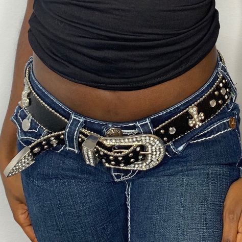 Y2k Belts Aesthetic, Rhinestone Belt Outfit Y2k, Y2k Belt Outfit, Rhinestone Belt Outfit, Lucio 101, Bb Belts, Belt Aesthetic, Belts Aesthetic, Statement Belts