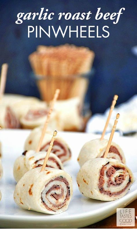 Make these Garlic Roast Beef Pinwheels ahead of time for your next book club meeting! They are the perfect quick-and-easy party food, as this recipe only takes 5-10 minutes of your time and 3 flavorful ingredients—roast beef, Boursin cheese, and tortillas. Boursin Cheese Pinwheels, Roast Beef Pinwheels, Garlic Roast Beef, Beef Pinwheels, Garlic Roast, Finger Snacks, Indulgent Recipes, Pin Wheels, Pinwheel Appetizers