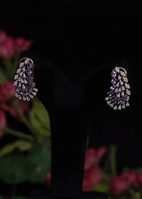 Diamond Bugadi Earrings, Bugadi Earrings, Diamond Haram, Diamond Earrings Indian, Big Stud Earrings, Pakistani Jewellery, Jewel Earrings, Western Designs, Real Diamond Earrings