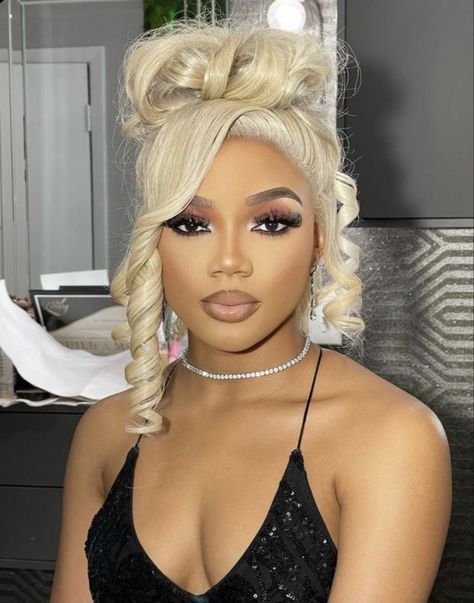 Updo Styles With Wigs, Prom Hairstyles Up Bun, Updo Frontal Styles, Prom Hair Updo Bun, Blonde Hair Styles Updo, Blonde Updo Black Women Prom, Blonde Hair Makeup Black Women, Wig Bun Hairstyles Black Women, Up Do Frontal Hairstyles Blonde