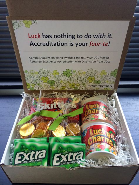 Box of Luck | This box was sent to tell a client that luck had nothing to do with them winning an award. The box includes skittles, lucky charms, extra gum, and chocolate coins. Would be great to give someone a good luck gift! Good Luck Decorations Ideas, Good Luck Care Package, Good Luck Gift Basket, Diy Good Luck Gifts, Good Luck Basket, Good Luck Gift Ideas, Extra Gum, Morning Basket, Tea Riffic