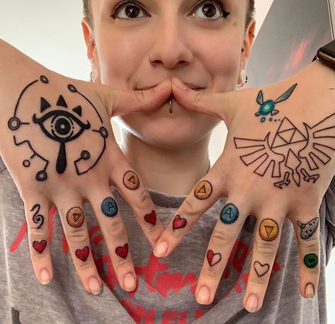 Photo: Ziggy Jacobs-Wyburn https://www.facebook.com/ziggy.jacobs Triforce Hand Tattoo, Zelda Hand Tattoo, Zelda Triforce Tattoo, Zelda Tattoo Ideas, Zelda Sleeve, Triforce Tattoo, Hand Tatto, Tattoos Hand, Mandala Hand Tattoos