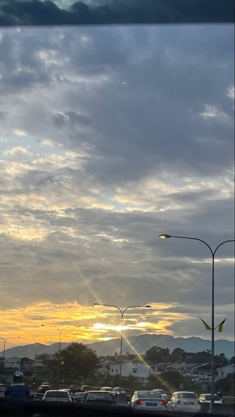 Morning sun, clouds, street light, mountains, sunrise Morning Street, Mountains Sunrise, Sun Clouds, Morning Time, Black Clouds, Street Lights, Morning Sun, Street Light, Sun