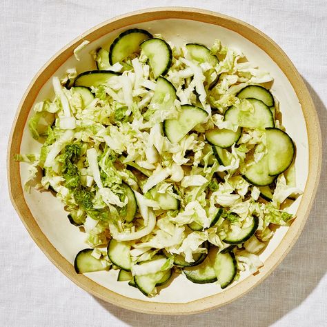 Cucumber Slaw, Best Cabbage Recipe, Summer Vegetarian Recipes, Raw Cabbage, Seasoned Rice Vinegar, Olive Oil Recipes, Slaw Recipe, Crunchy Salad, Slaw Recipes