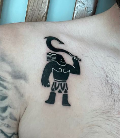 Mini Maui Tattoo, Maui From Moana, Moana Tattoos, Maui Tattoo, Maui Moana, Tattoo Mini, Tattoo Black, Baby Tattoos, White Tattoo