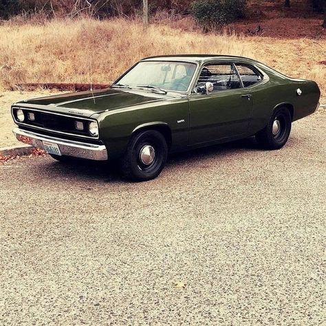 Dodge Duster, Plymouth Cars, Motorsport Art, Plymouth Duster, Mopar Muscle Cars, Mopar Cars, Jeep Lover, Cars Muscle, Custom Muscle Cars