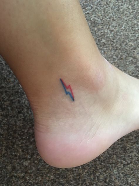 Simple Lightening Bolt Tattoo, Blue Lightning Bolt Tattoo, Heroes Tattoo Bowie, Bowie Lightning Bolt Tattoo, David Bowie Lightning Bolt Tattoo, David Bowie Inspired Tattoos, Bowie Tattoo Ideas, David Bowie Tattoo Ideas, Tattoos Lightning