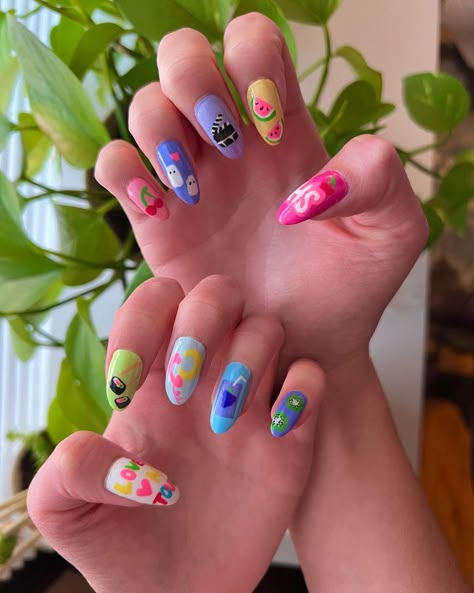 Harry Styles Nails Inspired Acrylics Harrys House, Harry Styles Theme Nails, Harry Styles Concert Nail Ideas, Harry Style Nail Ideas, Harry Styles Nails Ideas Harry's House, Tpwk Nails, Acrylic Nails Harry Styles, Nail Inspo Harry Styles, Harry Nails Styles