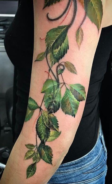 Realistic Leaves Tattoo, Botanical Tattoo Sleeve Colour, Rainforest Tattoos, Leave Tattoo Ideas, Green Leaves Tattoo, Green Leaf Tattoo, Abraxos Tattoo, Nature Tattoo Sleeve Women, Rainforest Tattoo