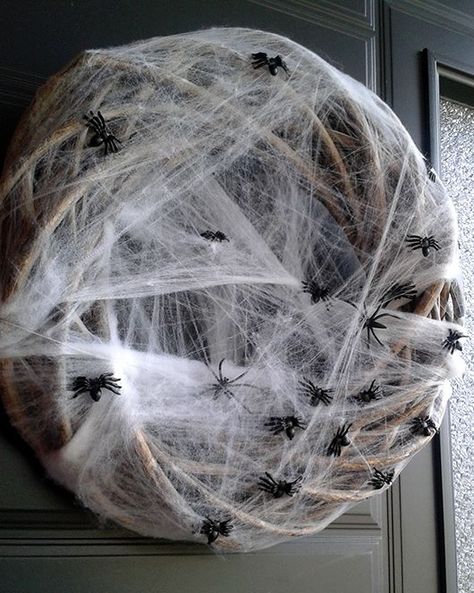 Fake Spider Web Decoration, Scorpion Halloween, Wicker Wreath, Fake Spider, Spider Web Decoration, Halloween 23, Halloween Door Hangers, Halloween Wreaths, Positive Comments