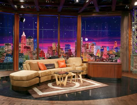 Tv talk show sitting area Show Stage Design, Tv Set Design, Tv Talk Show, Comedy Tv Shows, Modern Tv Units, Stage Set Design, Tv Design, Tv Sets, Stage Set