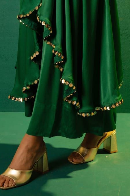 Buy Green Satin Hand Embroidery Saasha Placement Kurta With Palazzo For Women by Prahnaaya Online at Aza Fashions. Mirror Work Belt, Pattern Reference, Kurti Pattern, Silk Kurti Designs, Kurta With Palazzo, Designer Anarkali Dresses, Anarkali Dresses, Trendy Outfits Indian, Jewellery Belt