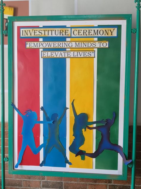 Investure Ceremony Board Decoration, Investiture Ceremony In School, Investiture Ceremony Decoration, Board Decoration Ideas Creative, Events Backdrop, Kindergarten Syllabus, Class Board Decoration, Selfie Stand, Display Boards For School