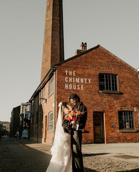 //LISTEN UP// You don't have to play the people pleasing game when wedding planning.⁠ ⁠ You can't please everyone, it's a game you will never win...true FACT!⁠ ⁠ So don't bother, just do you and forget about everyone else!⁠ ⁠ //⁠ ⁠ Sheffield Wedding // Industrial Wedding // Kelham Island Wedding // South Yorkshire Wedding // Modern Wedding Inspiration // Urban Wedding Ideas // City Weddings⁠ ⁠ //⁠ ⁠ Suppliers of dreams:⁠ ⁠ Venue: @thechimney_house⁠ Photographer: @gabrielasphotographyandfilm⁠ ... Yorkshire Wedding, True Fact, Wedding Newspaper, People Pleasing, City Bride, Warehouse Wedding, Industrial Warehouse, Urban Lighting, Modern Wedding Inspiration