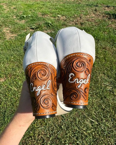 Engel Order your custom wedding heels on the website, Etsy, or message me! #western #leather #leathergoods #leathercraft #leathertools #leathertooling #tandy #tandyleather #high #highheels #wedding #weddingday #cowboy #cowboywedding #cowgirl Leather Wedding Heels, Cowboy Wedding, Tandy Leather, Leather Wedding, Womens Wedding Shoes, Hand Tooled Leather, Western Leather, Wedding Heels, Leather Tooling