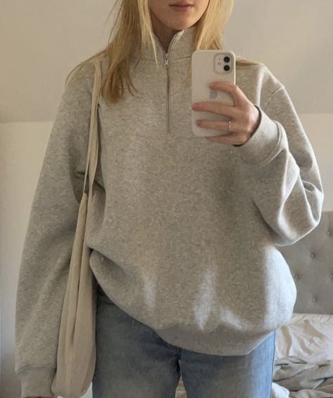 Outfit inspo trendy Half Zip Sweater Outfit Aesthetic, Quarter Zip Sweatshirt Outfit Aesthetic, Winter Hoddies Outfits, Fall Quarter Zip Outfit, Gray Half Zip Pullover Outfit, Half Zip Pullover Outfit Aesthetic, Half Zipper Sweatshirt Outfit, Grey Half Zip Sweater Outfit, Grey Half Zip Pullover Outfit