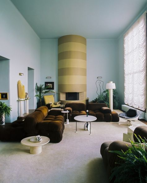 Avocado Bathroom Suite, Togo Sofa, Paris Home, Chimney Breast, George Nelson, Living In Paris, Paris Apartments, Living Room Windows, Design Del Prodotto