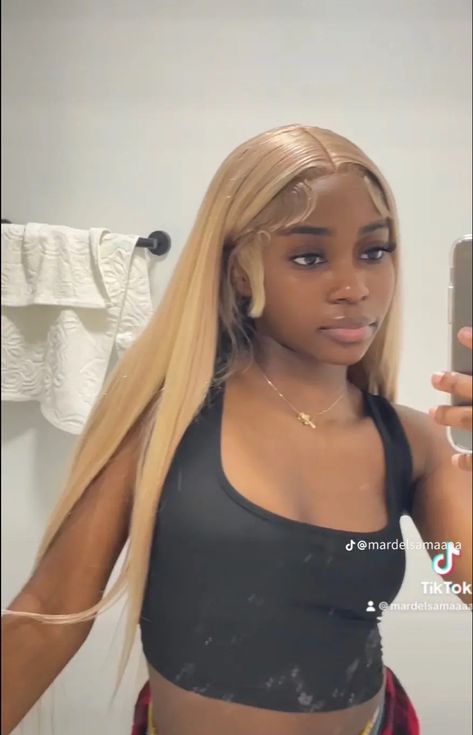 Blonde Hair On Black Women, Lace Wigs Styles, Track Hairstyles, Frontal Wig Hairstyles, Straight Weave Hairstyles, Quick Weave Hairstyles, Protective Hairstyles Braids, Pretty Hair Color, Girls Hairstyles Braids