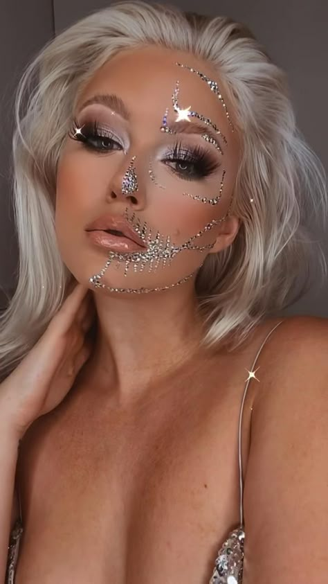 Rhinestone Masquerade Makeup, Jewel Halloween Makeup, Glitter Costume Halloween, Crystal Halloween Makeup, Rhinestone Skeleton Costume, Gemstone Halloween Makeup, Diamond Inspired Makeup, Easy Halloween Makeup Ideas With Rhinestones, Pearl Skeleton Makeup