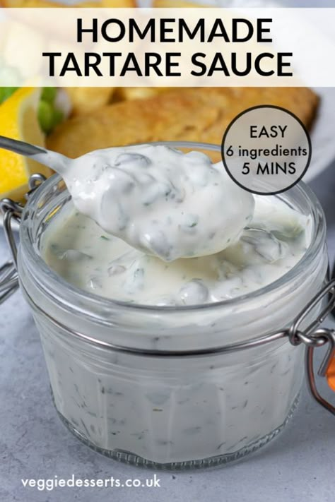 This tartare sauce is so quick, easy and flavourful that you'll never buy it from the store again! It takes just a few minutes to make tartar sauce and the fresh ingredients make a HUGE difference to the taste. #tartarsauce #tartaresauce #tartarsaucerecipe #homemadetartarsauce Homemade Tartar Sauce Easy, Make Tartar Sauce, Easy Tartar Sauce, Tartar Sauce Recipe, Inspired Taste, Easy Sauce Recipe, Easy Dipping Sauce, Sauce Tartare, Homemade Tartar Sauce