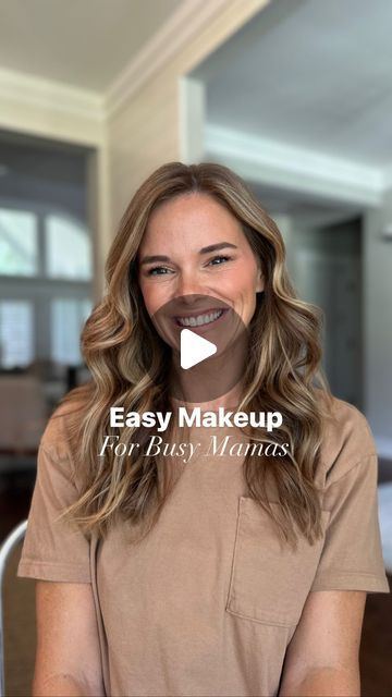 Amy Darley - Motherhood | Cleaning | Affordable Finds on Instagram: "💄Are you a busy mama who needs a quick & simple makeup routine? Then you NEED this makeup in your life!!! 😱 I was 36 years old when I found this makeup & for the first time in my life I felt like makeup didn’t have to be hard! It only takes me 5 minutes⏰ to do my whole face, it’s all in one compact, & it’s CREAM so it looks so natural! ❤️ You can shop this makeup using my link in my bio OR comment “makeup” below & I’ll DM y Makeup Looks For Late 30s, Easy Daily Makeup Natural, Simple Makeup For Work, Makeup For Mid 30s For Women, Easy Mom Makeup, Family Photo Makeup Ideas, Make Up For 30 Year Old Women, Makeup For Work Everyday, Makeup For 40 Year Old Women