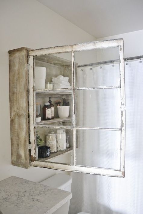 Koti Diy, Bathroom Cabinets Diy, Diy Medicine, Rustic Window, Antique Windows, Decor Baie, Decor Shabby Chic, Shabby Chic Bathroom, Shabby Chic Bedrooms