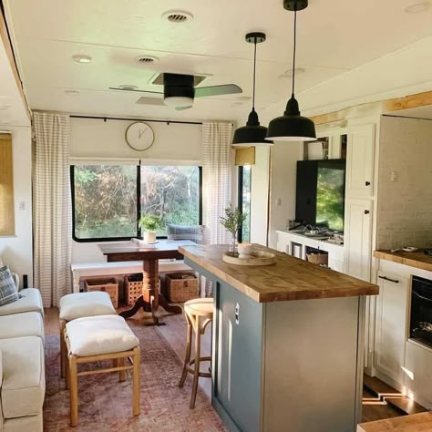 Family Rv Living, Renovated Rv, Rv Decorating Ideas, Rv Interior Design, Rv Decorating, Rv Interior Remodel, Camper Interior Design, Tiny House Camper, Camper Trailer Remodel